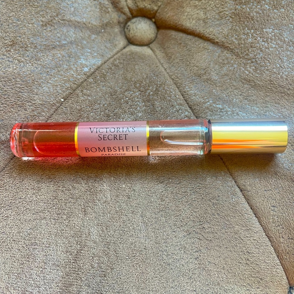 Victoria Secret Bombshell